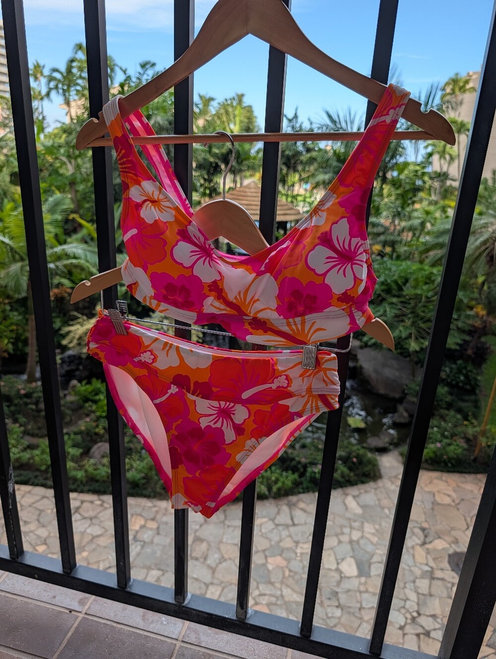 Tank Bikini Size M. Pink And Orange.